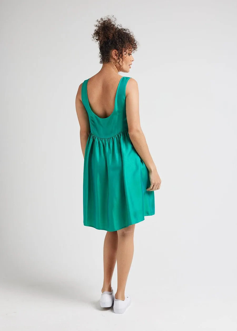 Carnation Sleeveless Silk Dress - Emerald Green