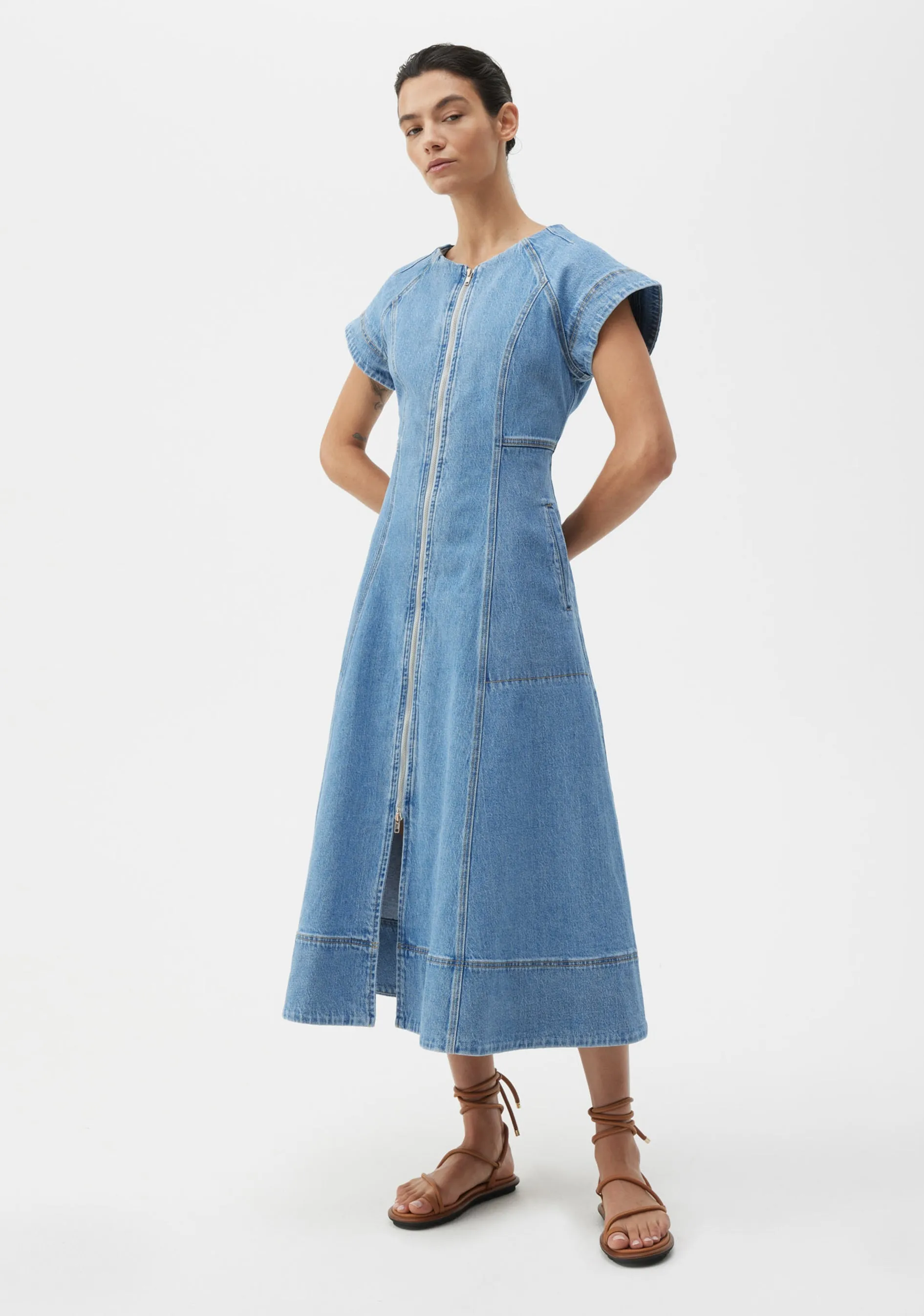 Clovelly Denim Dress_Light Blue