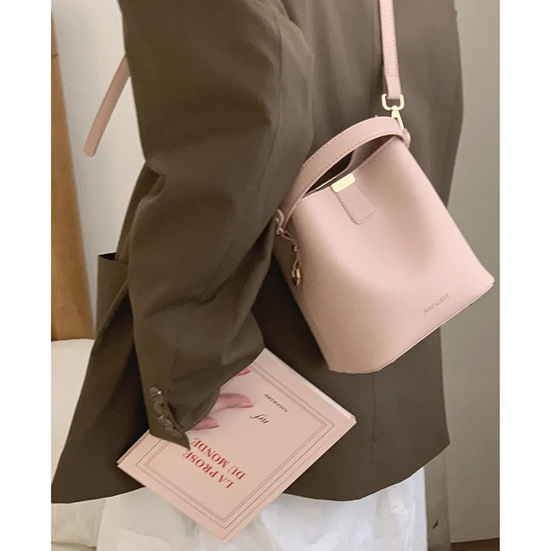 MINIMALIST BUCKET BAG VERSATILE SINGLE SHOULDER CROSSBODY BAG