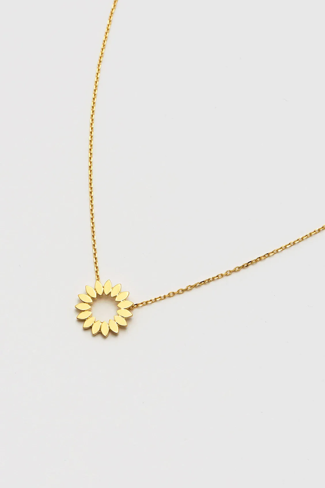 Modern Flower Necklace