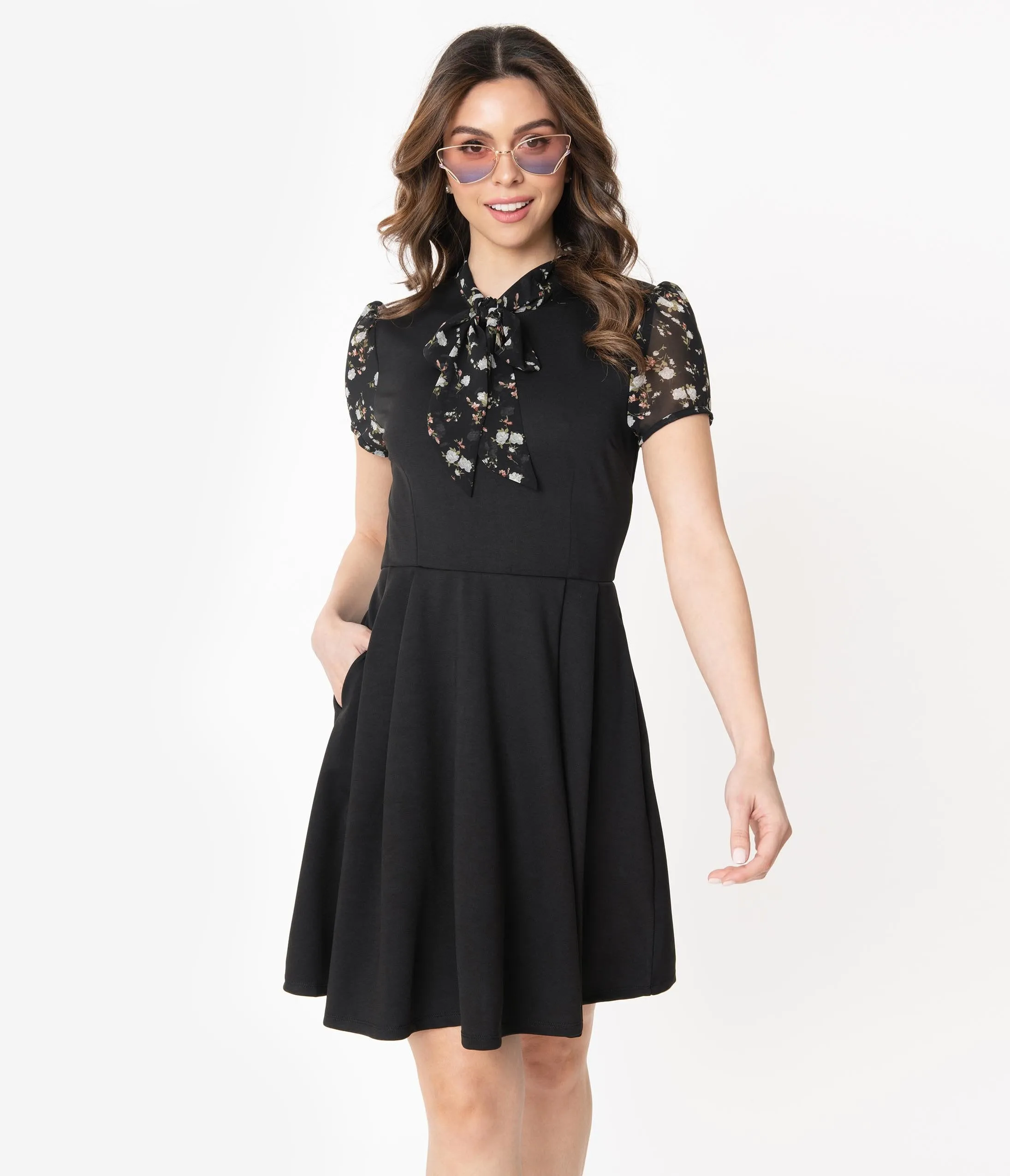 Smak Parlour Black & Floral Collar Empower Hour Fit & Flare Dress